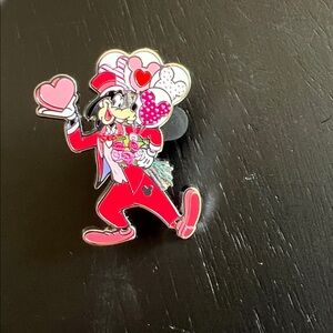 Goofy Valentine’s Day Pin - 2025 Hidden Mickey pack